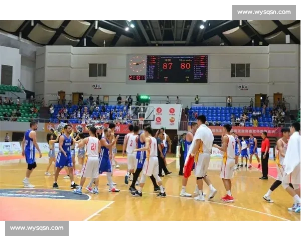 激情对决全程解读羽毛球巅峰赛事现场解说与战术洞察精彩瞬间复盘